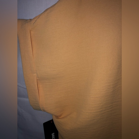 Gilli Blouse - Picture 3 of 5